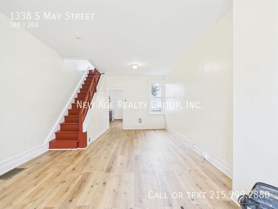 1338 S May St - Photo 2 of 12