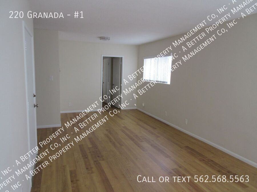 220 Granada Ave #1 - Photo 4 of 7