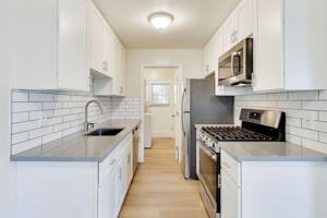 featured image of 451 Ruth Ct