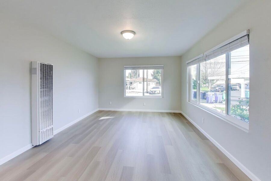 451 Ruth Ct - Photo 6 of 23