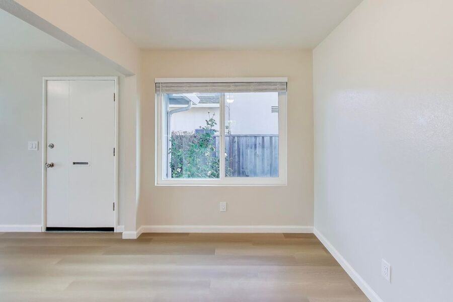 451 Ruth Ct - Photo 7 of 23