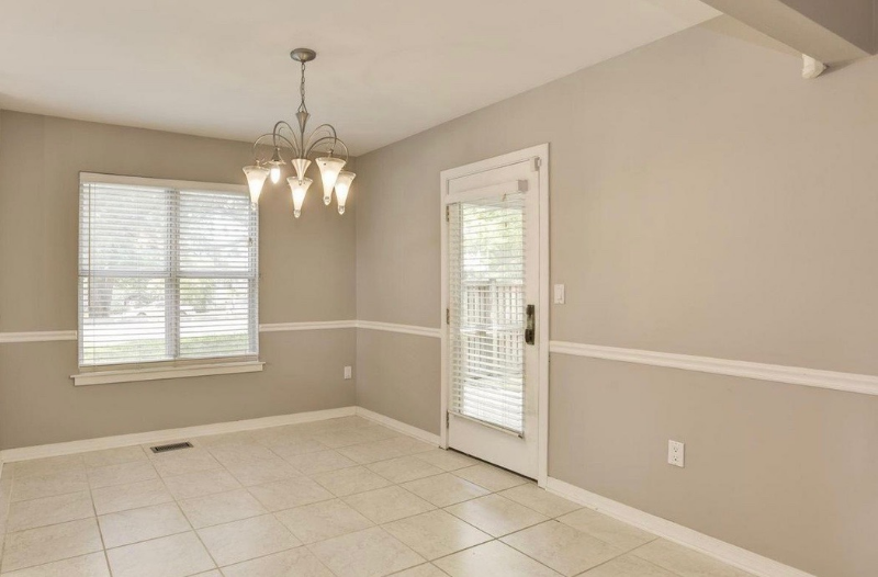 1548 Ritchie Ln - Photo 4 of 26