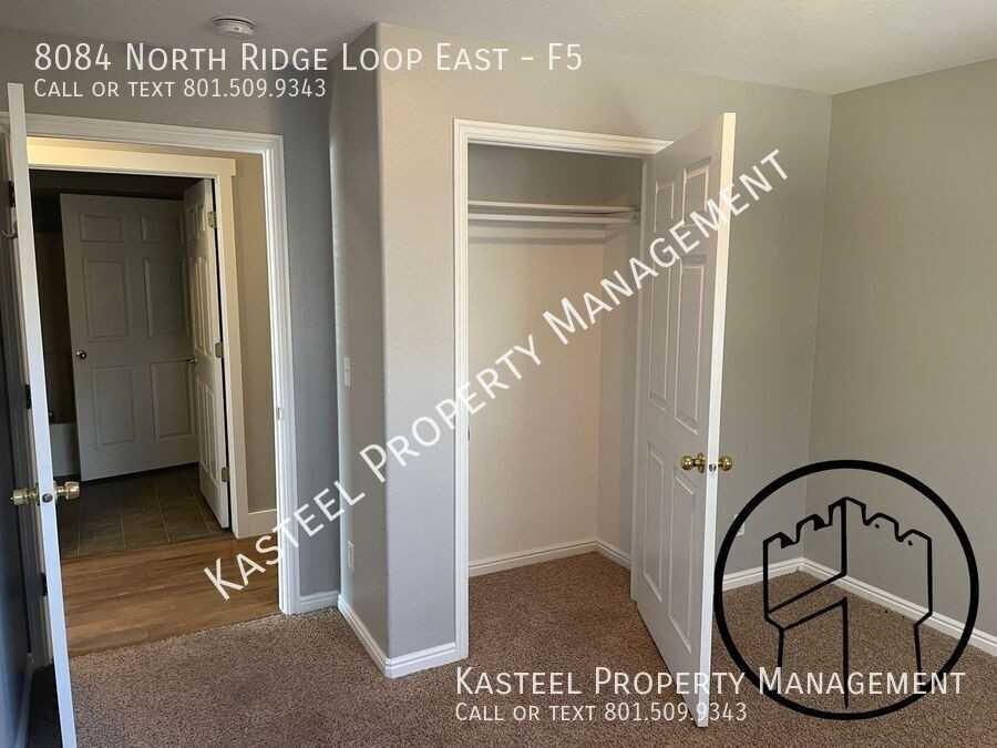8084 N Ridge Loop E #F5 - Photo 5 of 9