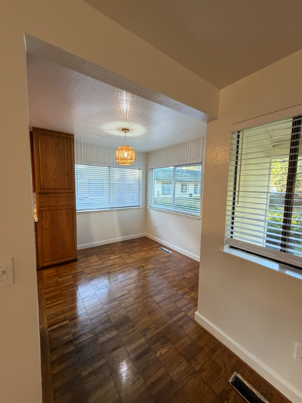 200 S E St - Photo 6 of 8