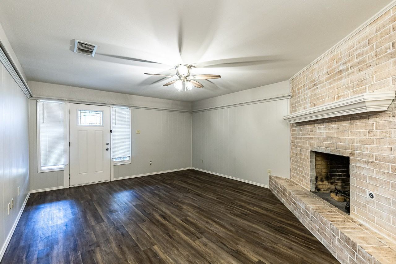 7005 Geneva Ave - Photo 5 of 25