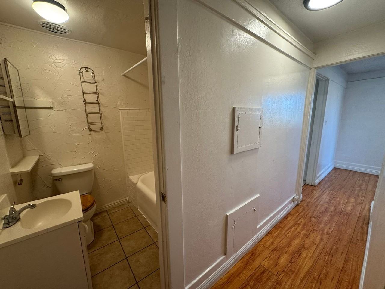 361 Walnut Ave - Photo 3 of 19