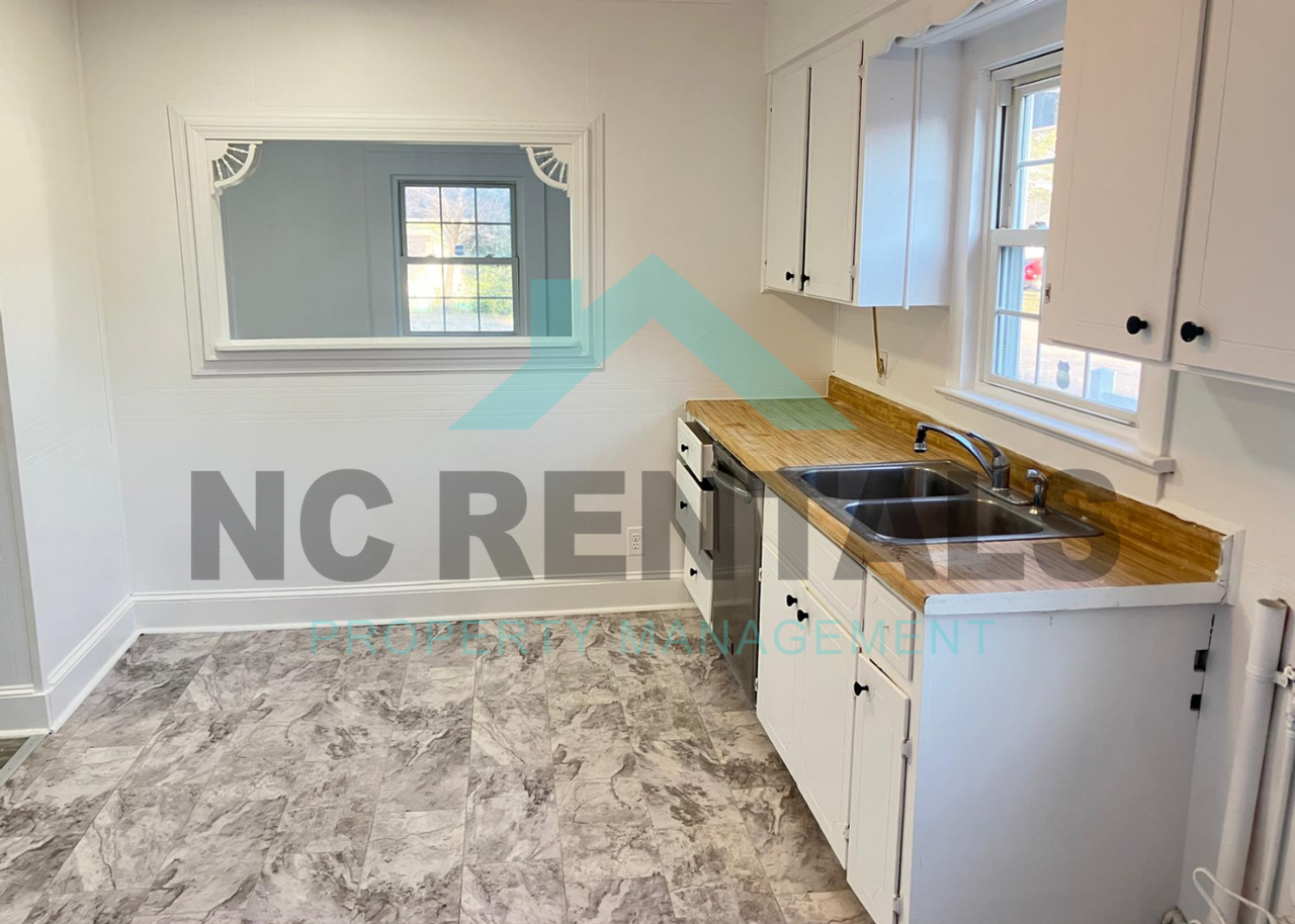 712 Edgecombe Ave - Photo 7 of 16