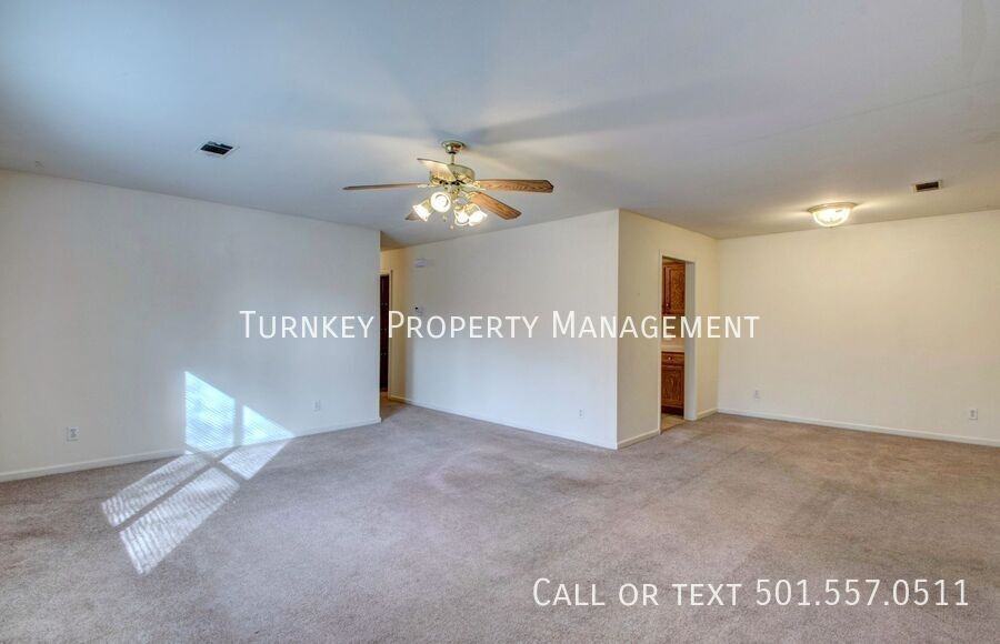 5561 Springvale Rd - Photo 5 of 18