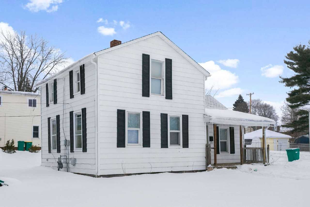 522 E Battell St - Photo 2 of 19