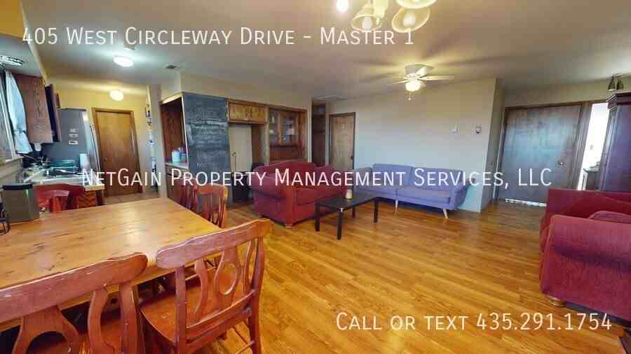 405 Circleway Dr - Photo 5 of 26