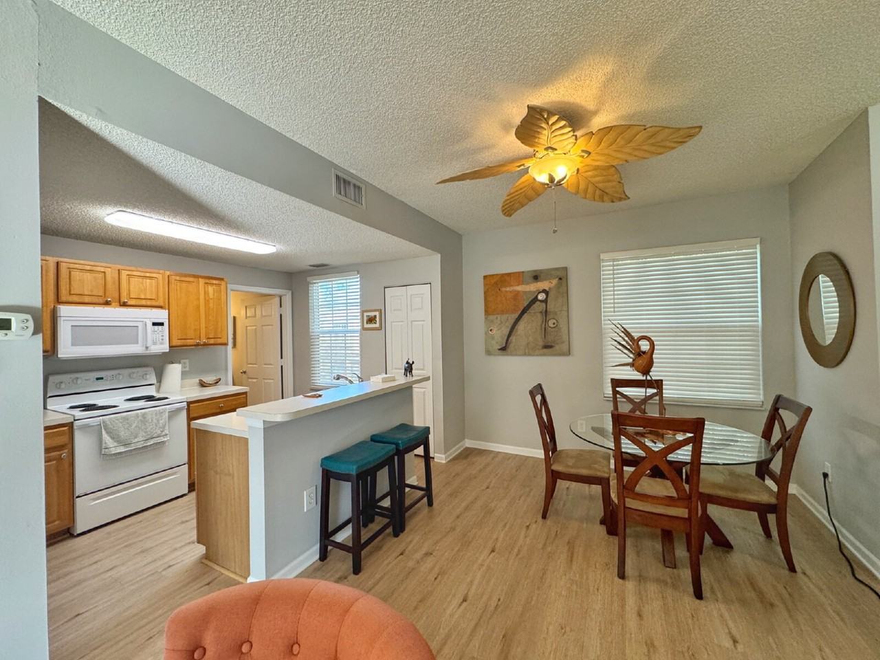 1001 Bella Vista Blvd #103 - Photo 4 of 29