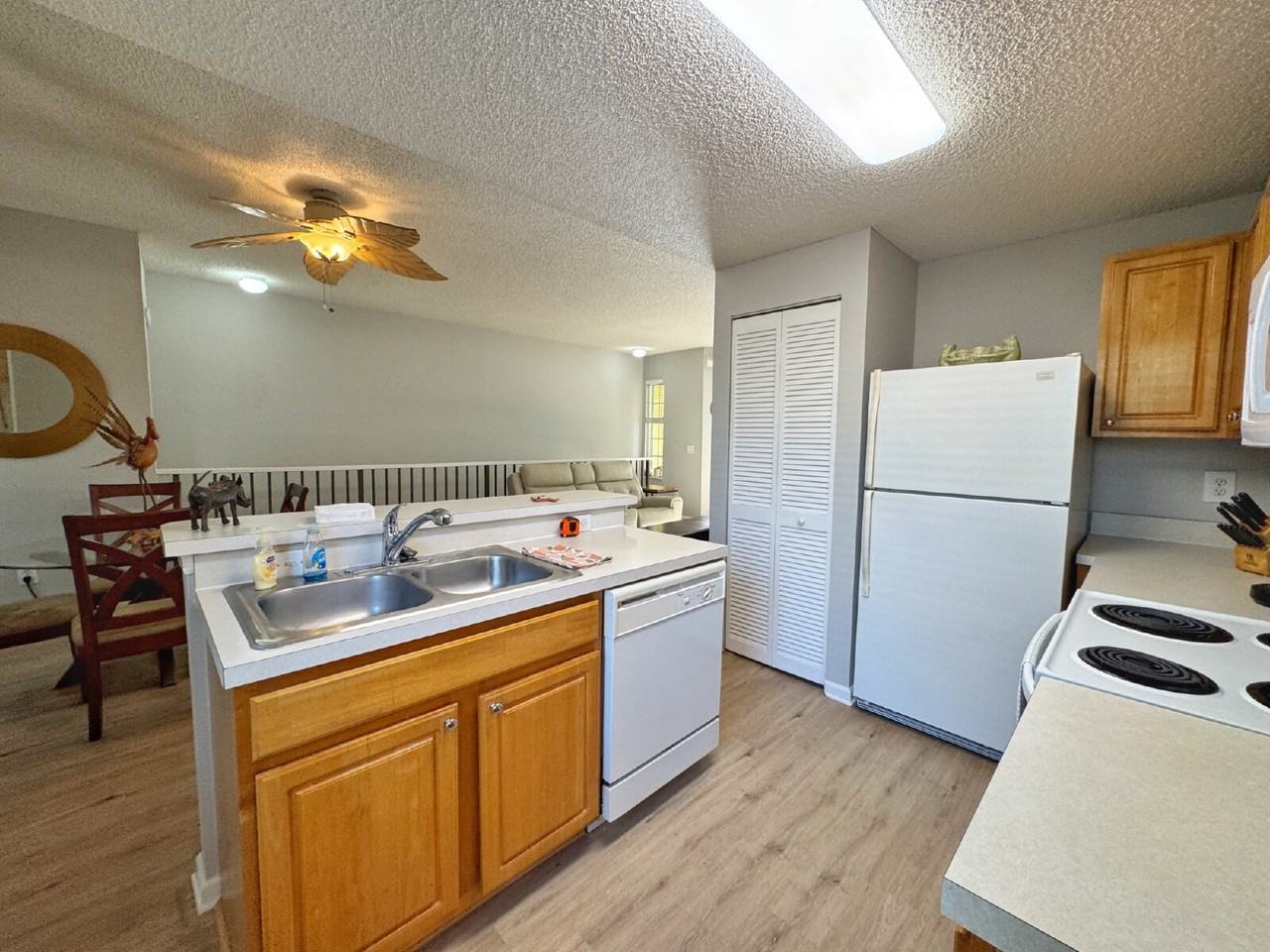 1001 Bella Vista Blvd #103 - Photo 7 of 29