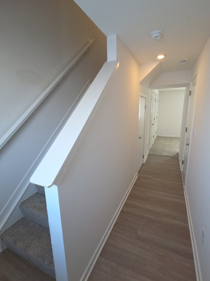 2707 Mchenry Dr - Photo 4 of 23