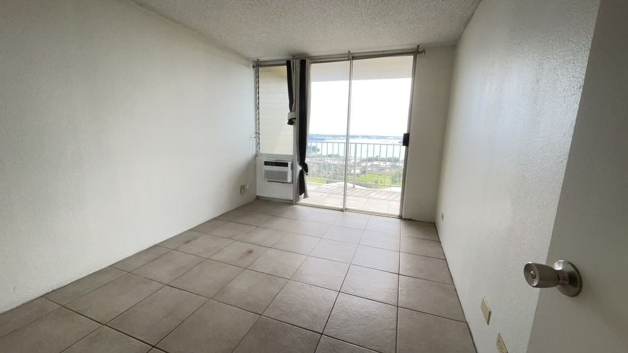 LELE PONO APARTMENTS - Photo 6 of 11