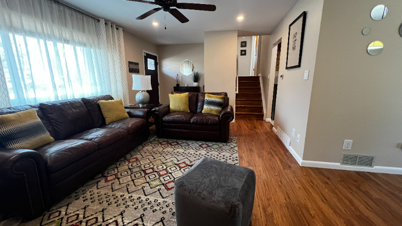 630 Bridger Dr - Photo 3 of 26