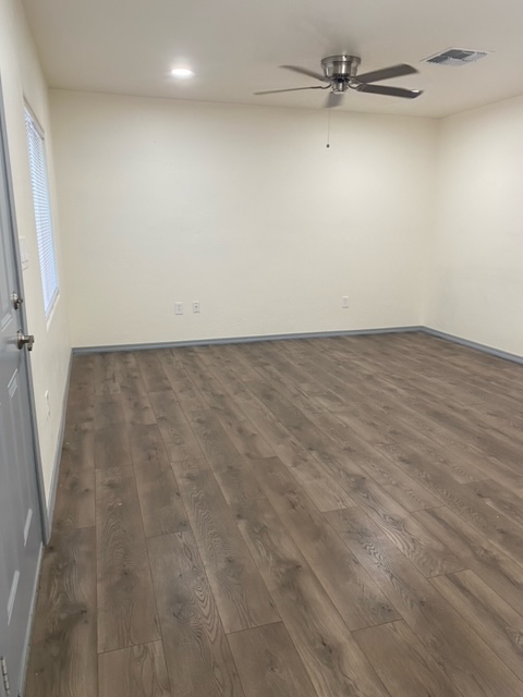 525 W Nebraska St #2 - Photo 4 of 14