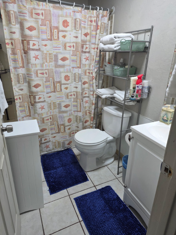 10720 N 80th Dr - Photo 4 of 5