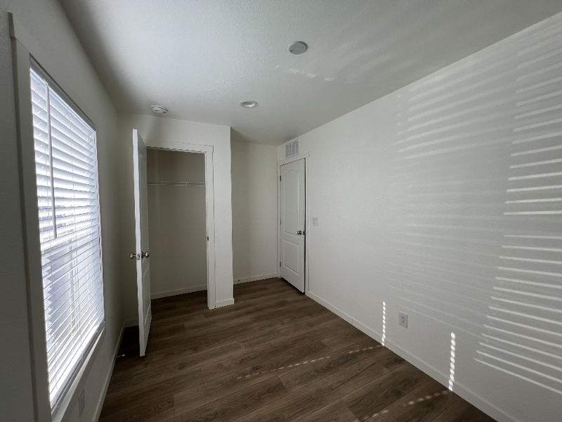 2000 E Frontier Ave #32 - Photo 2 of 10