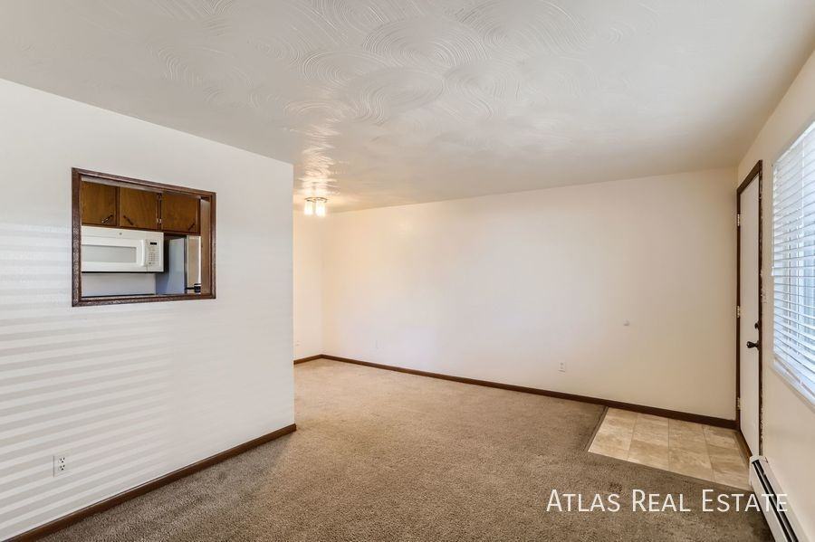 27 Denver Way #07 - Photo 3 of 14