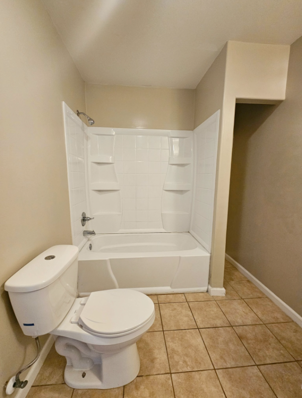 2307 Maywood St - Photo 7 of 12