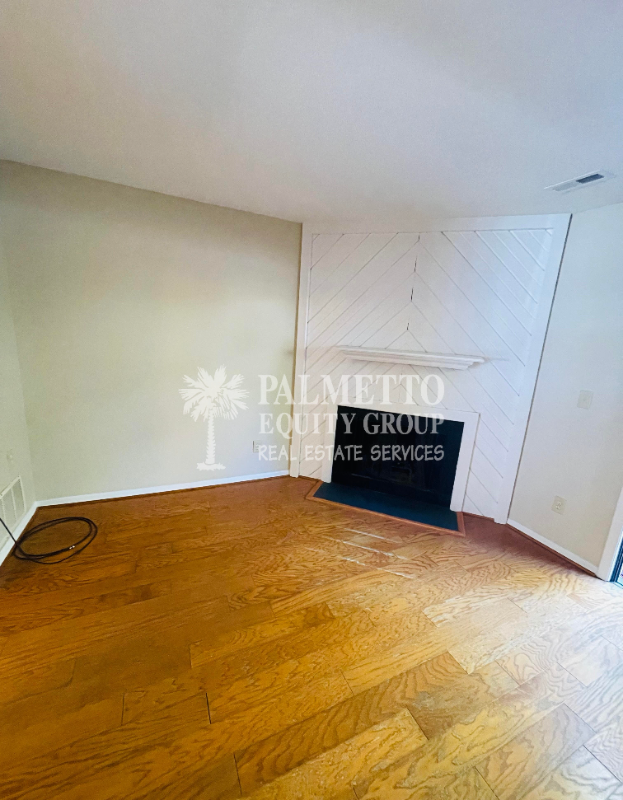 2607 Cottage Pl - Photo 4 of 14