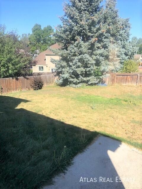 3820 Dolphin Cir - Photo 3 of 45