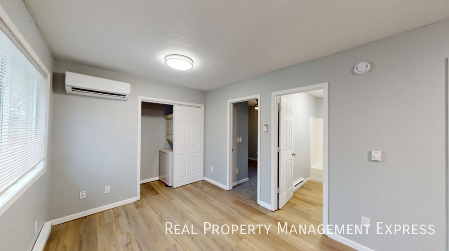 607 N Franklin Ave - Photo 5 of 10