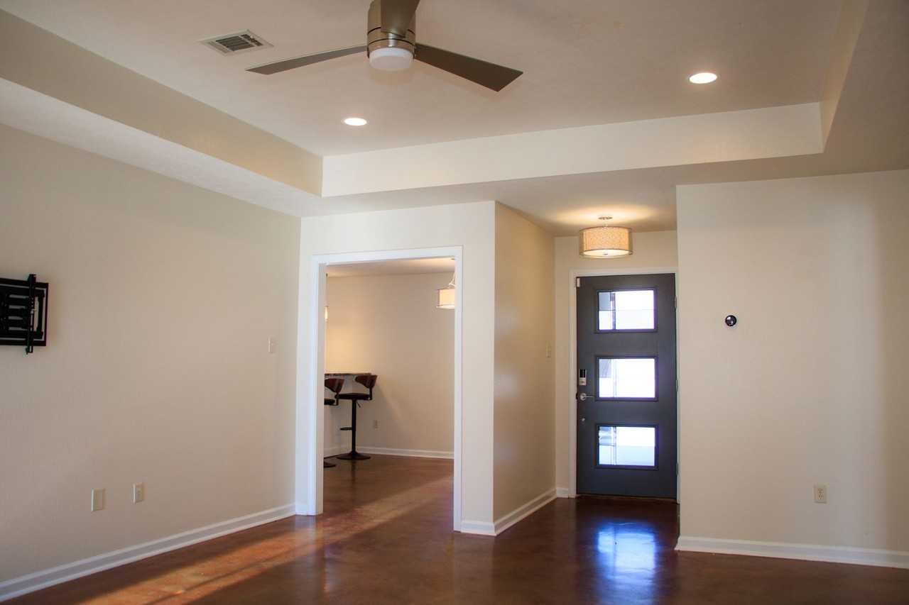 63-01 E Main St - Photo 3 of 14