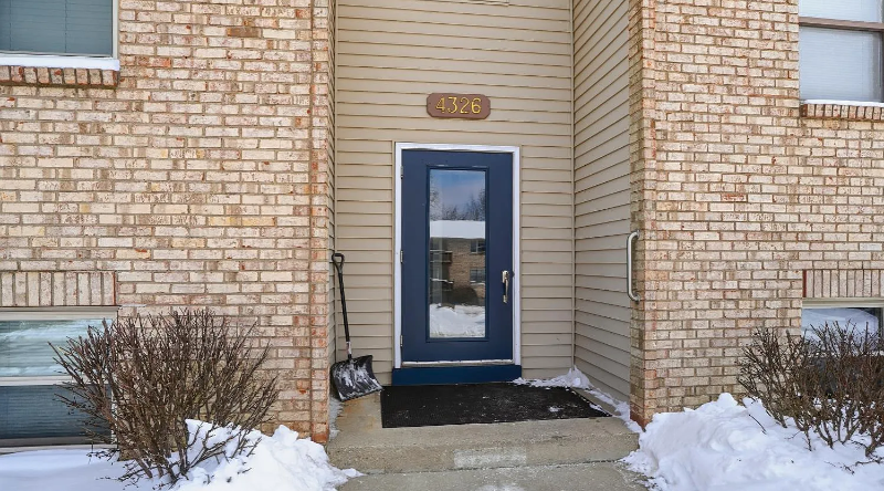4326 Villa Dr - Photo 2 of 22