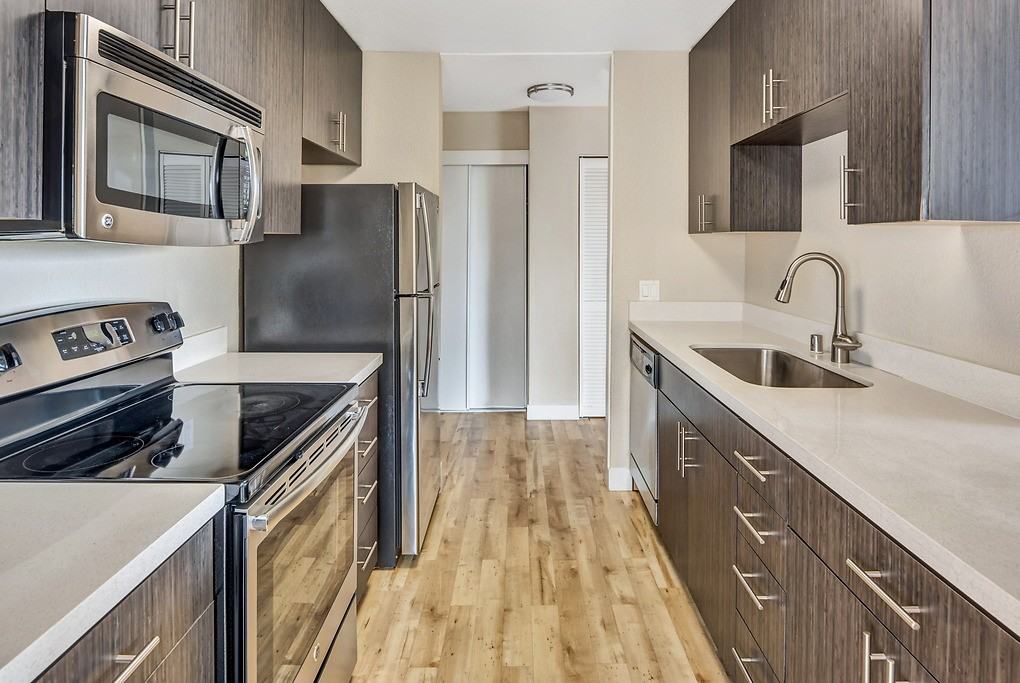 Belmont Terrace - Photo 7 of 39