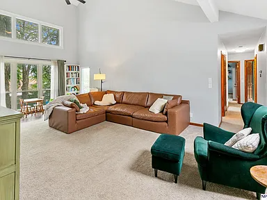 3411 Mirror Ln - Photo 5 of 26