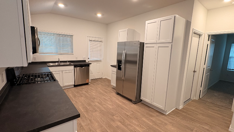 316 Constanza Trl - Photo 6 of 18