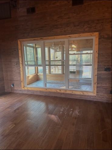 2042 Mud Rd - Photo 4 of 12