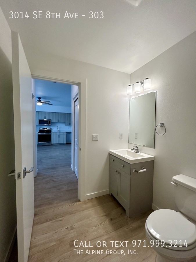 3014 Se 8th Ave #303 - Photo 6 of 14