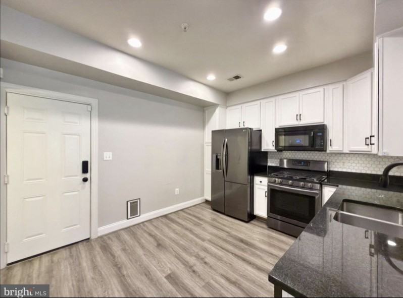 4110 Potomac Highlands Cir #5 - Photo 5 of 20