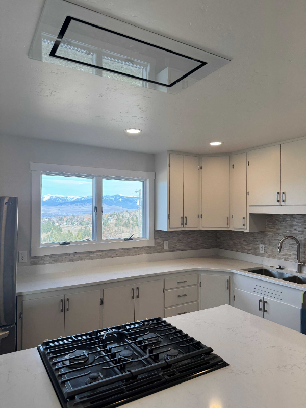 2900 Loraine Dr - Photo 4 of 12