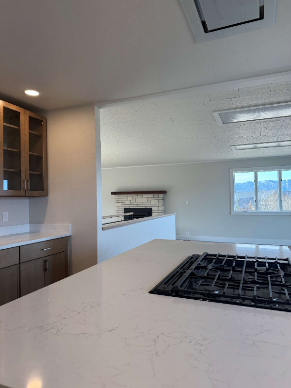 2900 Loraine Dr - Photo 6 of 12