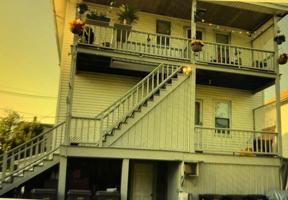 featured image of 7 Morton St #7