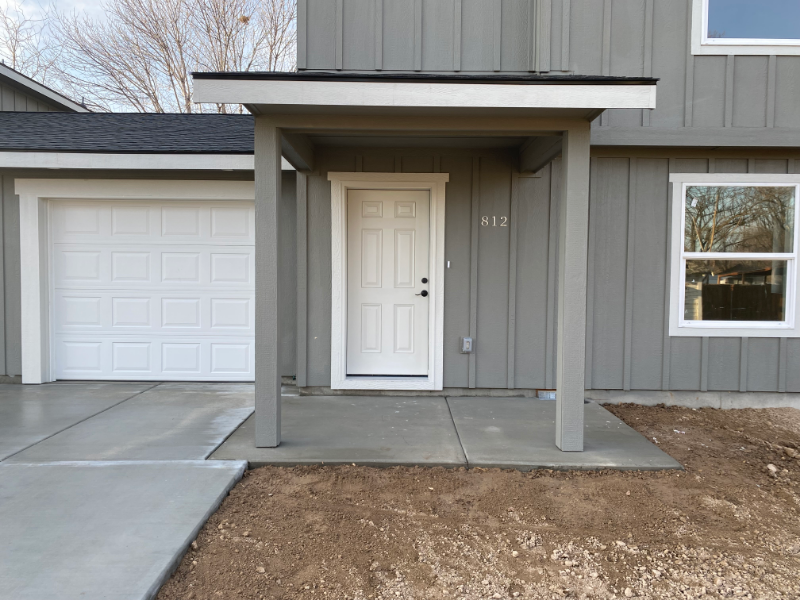 812 2nd St N #812 - Photo 4 of 11