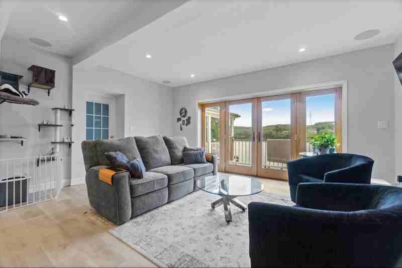 83 Main St #1C - Photo 3 of 15