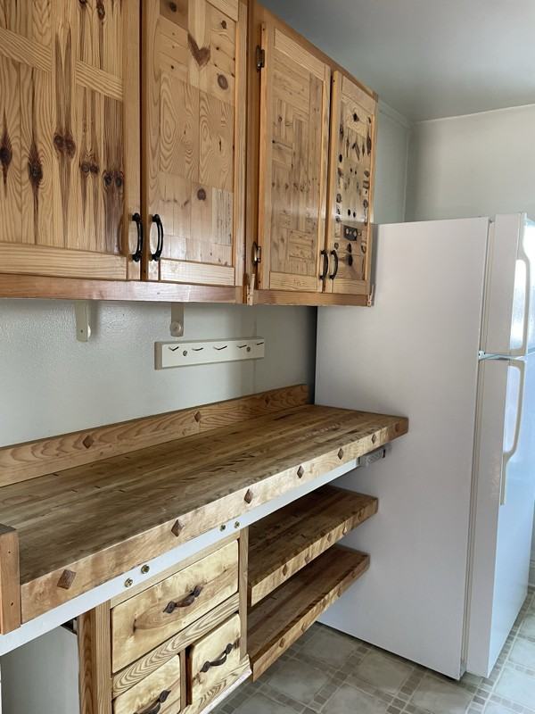 526 1/2 E 7th St - Photo 2 of 19