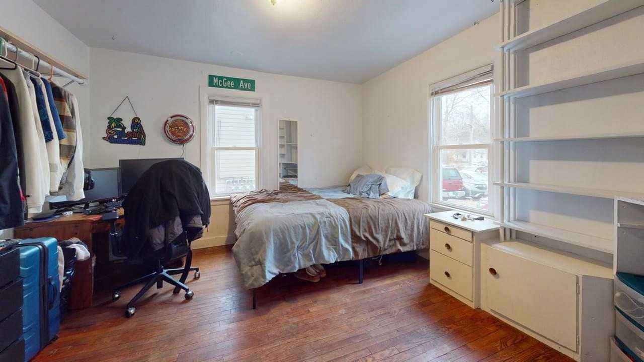 147 Campus Ave - Photo 7 of 19