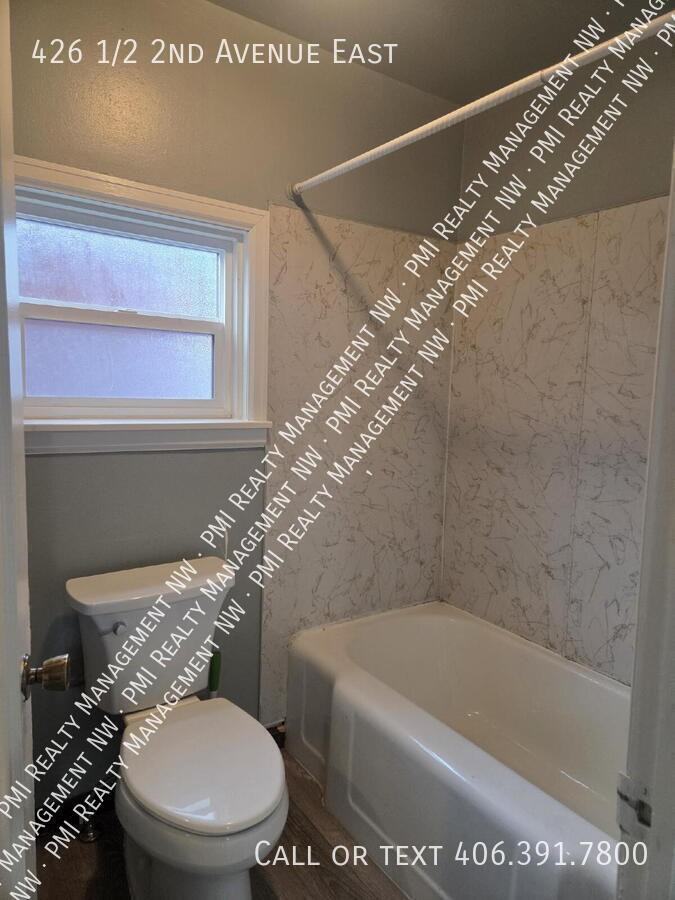 426 1/2 2nd Ave E - Photo 6 of 6