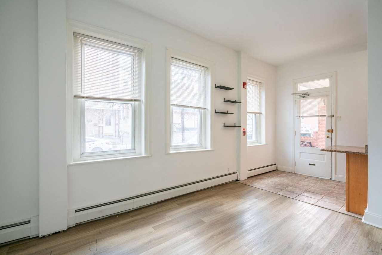 1349 Ellsworth St #1E - Photo 7 of 19