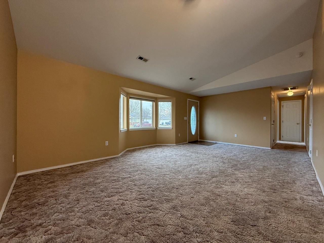 12411 W 11th Ave - Photo 3 of 14