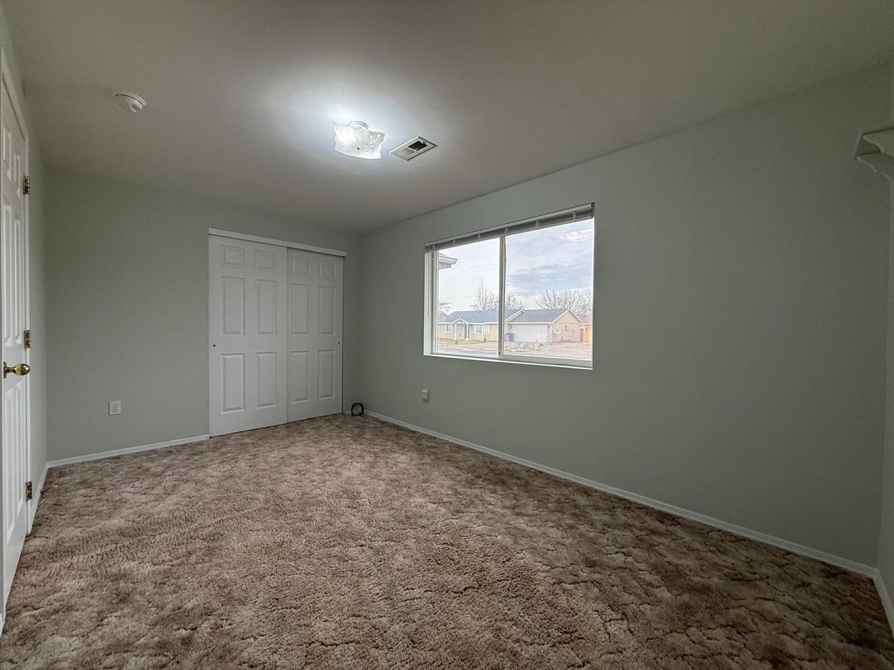 12411 W 11th Ave - Photo 7 of 14