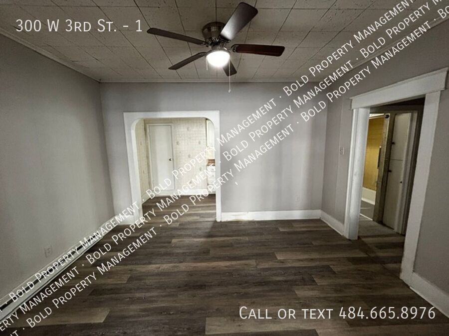 300 W 3rd St #1 - Photo 5 of 15