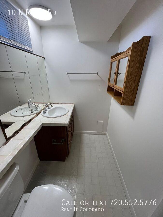 10 N Ridge Rd - Photo 2 of 35