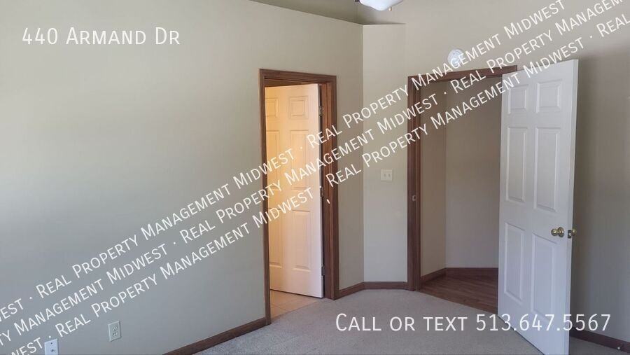 440 Armand Dr - Photo 5 of 15