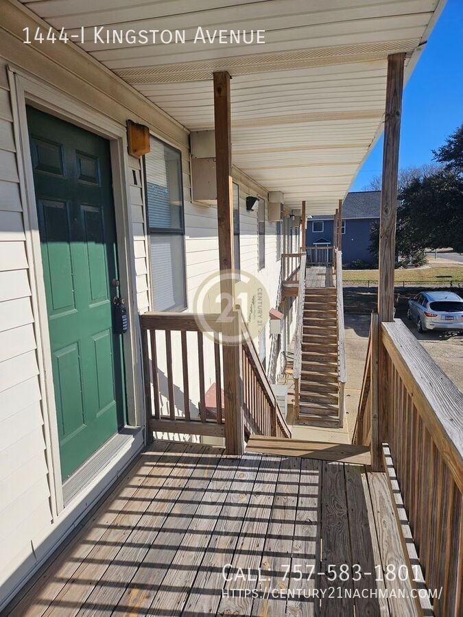 1444 Kingston Ave Apt I - Photo 2 of 13